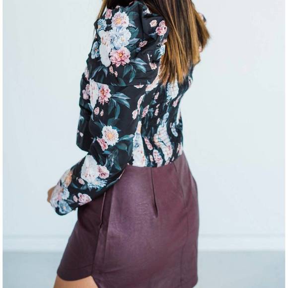 NEW BUDDYLOVE dutchess pleated long sleeve top in sleeping garden - Picture 3 of 5